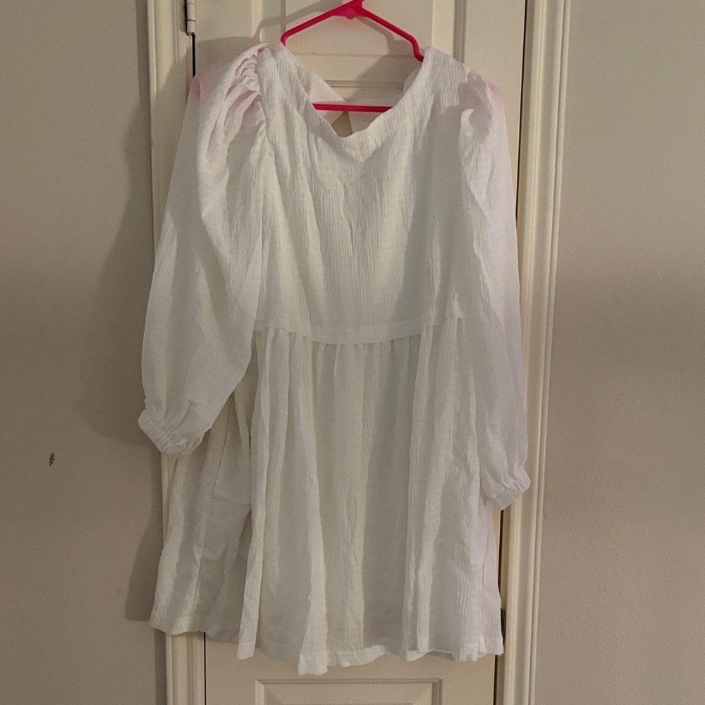 Elegant White Midi Dress